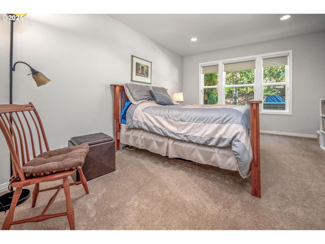 15335 Nw ABERDEEN Dr, Portland, OR 97229