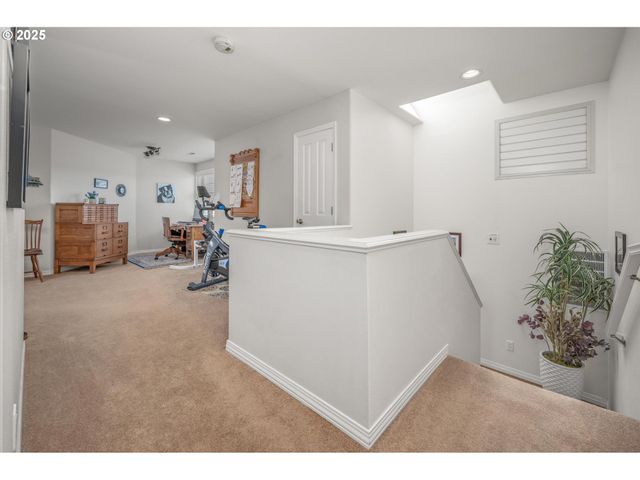 15335 Nw ABERDEEN Dr, Portland, OR 97229