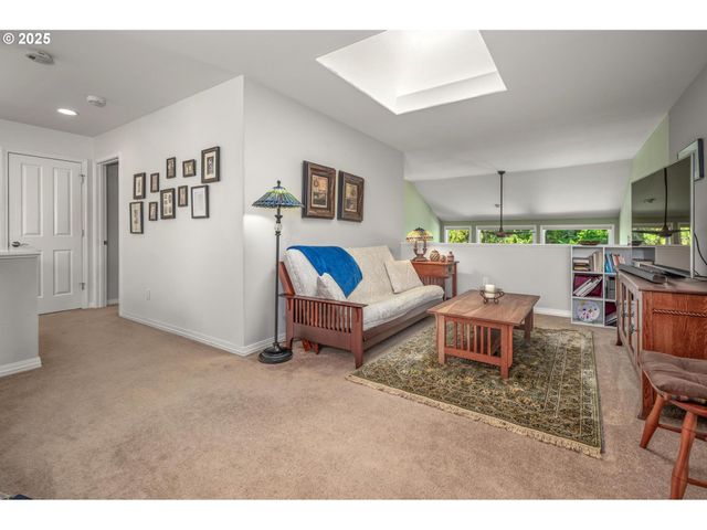 15335 Nw ABERDEEN Dr, Portland, OR 97229