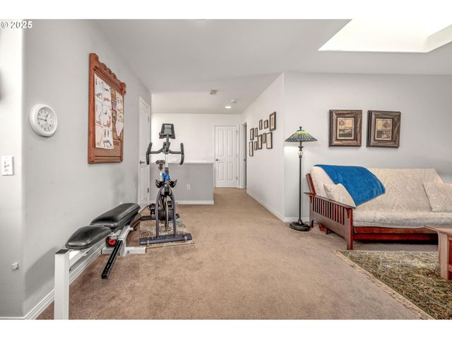 15335 Nw ABERDEEN Dr, Portland, OR 97229