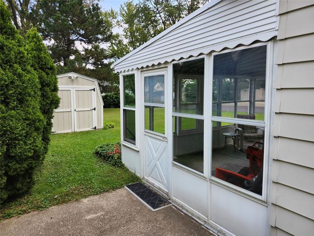 942 W 38TH Street, Erie, PA 16508