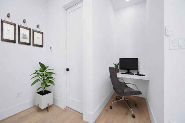 313 N Nagle Street, Houston, TX 77003