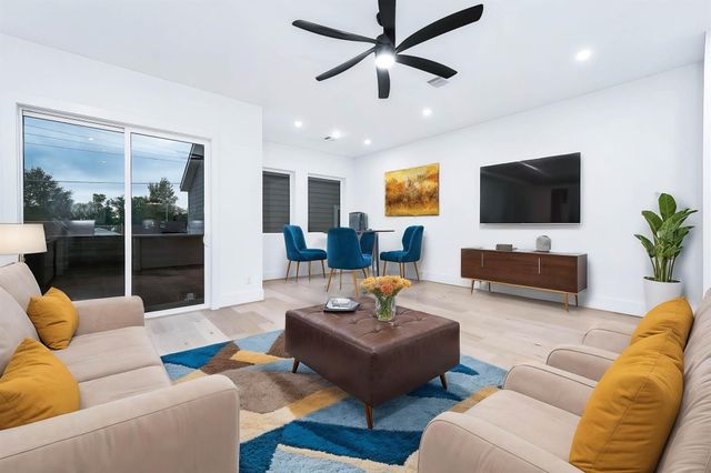 313 N Nagle Street, Houston, TX 77003
