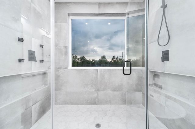 313 N Nagle Street, Houston, TX 77003