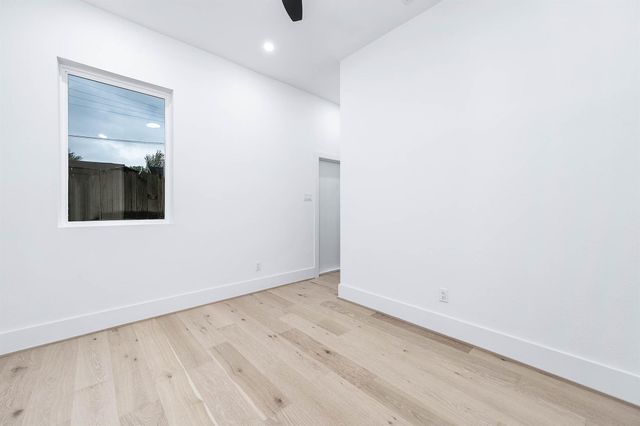 313 N Nagle Street, Houston, TX 77003