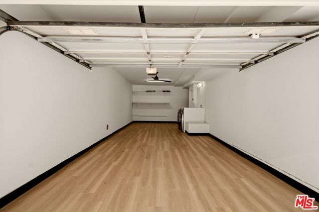 5145 Yarmouth Avenue 19, Los Angeles, CA 91316