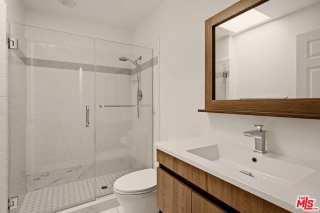 5145 Yarmouth Avenue 19, Los Angeles, CA 91316