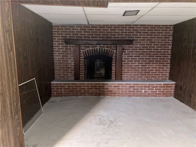 555 Market St., Leechburg Boro, PA 15656