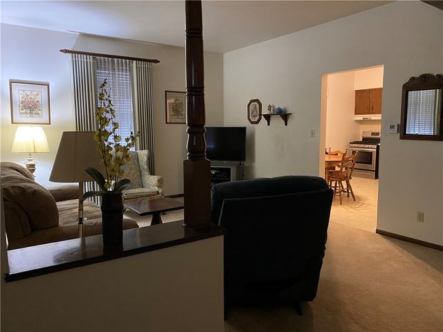 555 Market St., Leechburg Boro, PA 15656