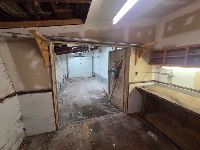 5012 Arthur Street, Gary, IN 46408