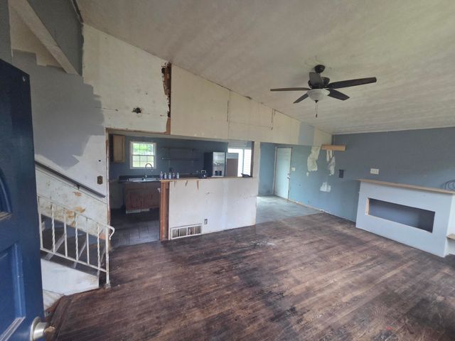 5012 Arthur Street, Gary, IN 46408
