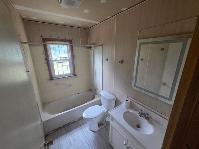 5012 Arthur Street, Gary, IN 46408