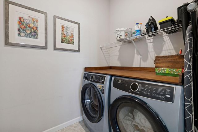 15008 Athgoe Drive, Rosemount, MN 55068