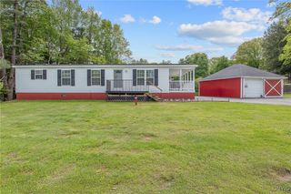 29 Chester Lane, Schroeppel, NY 13132