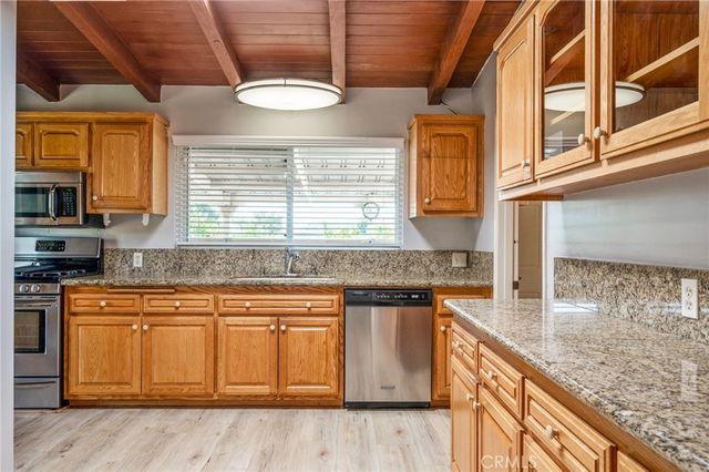 1935 W 1st, San Pedro, CA 90732