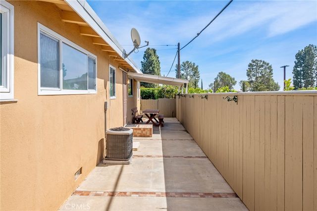 1935 W 1st, San Pedro, CA 90732
