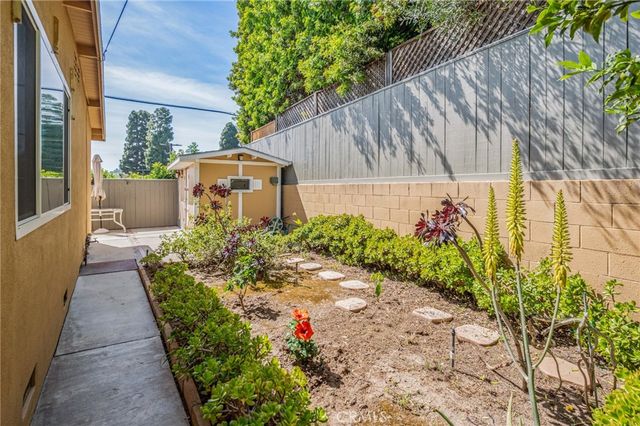 1935 W 1st, San Pedro, CA 90732