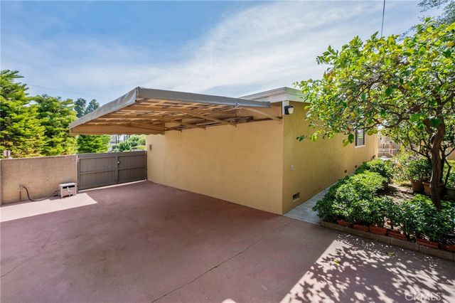 1935 W 1st, San Pedro, CA 90732