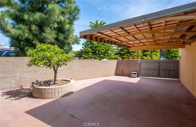 1935 W 1st, San Pedro, CA 90732