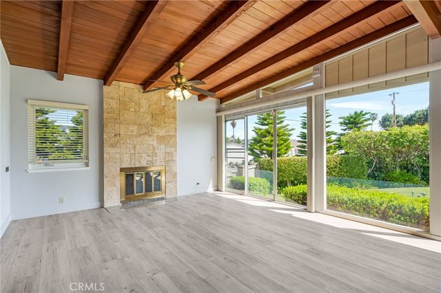 1935 W 1st, San Pedro, CA 90732