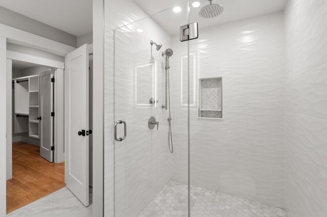 73 Mystic St 73, Arlington, MA 02474