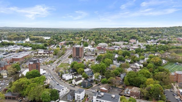 73 Mystic St 73, Arlington, MA 02474