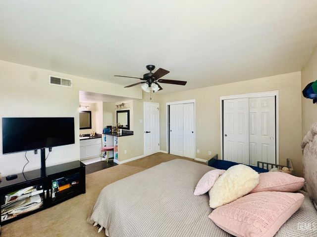 5308 Eastridge Court, Bakersfield, CA 93306