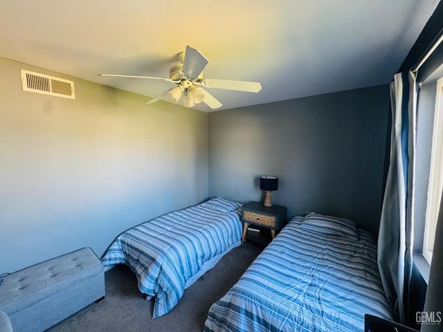 5308 Eastridge Court, Bakersfield, CA 93306