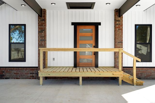 402 N San Francisco, Caraway, AR 72418