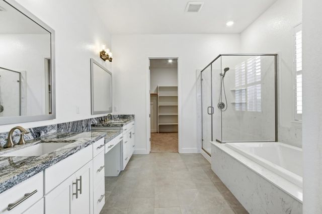 9875 Clyde Ingalsbe St, Elk Grove, CA 95624