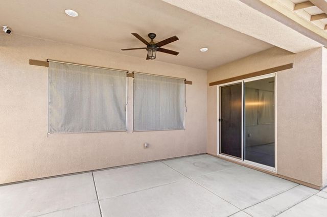 9875 Clyde Ingalsbe St, Elk Grove, CA 95624