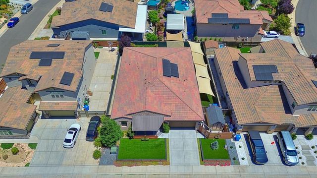 9875 Clyde Ingalsbe St, Elk Grove, CA 95624