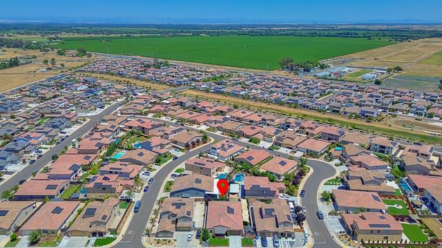 9875 Clyde Ingalsbe St, Elk Grove, CA 95624