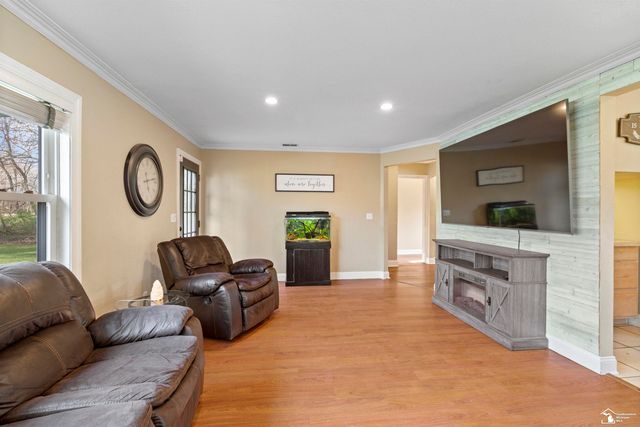 9505 Secor Road, Temperance, MI 48182