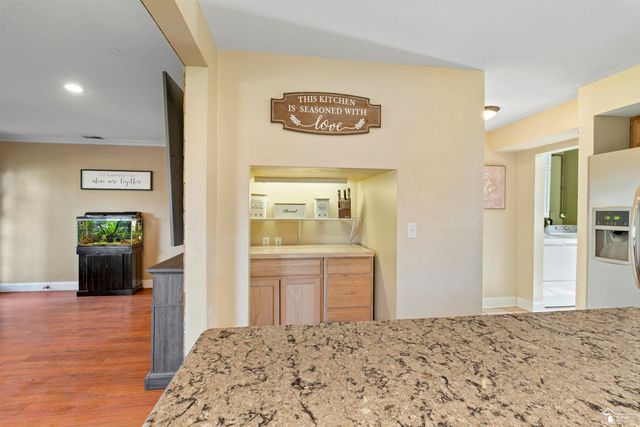 9505 Secor Road, Temperance, MI 48182