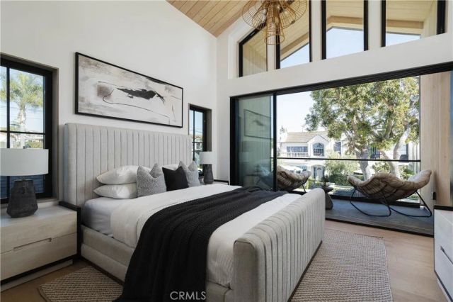 519 Narcissus Avenue A, Corona Del Mar, CA 92625