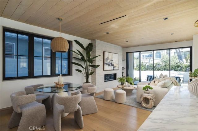 519 Narcissus Avenue A, Corona Del Mar, CA 92625