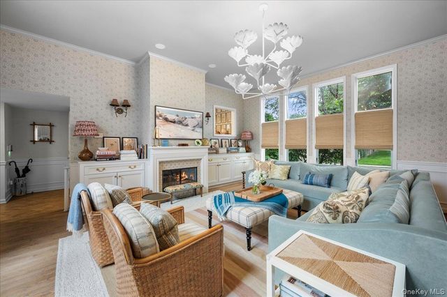 4 Cornell Place, Rye, NY 10580