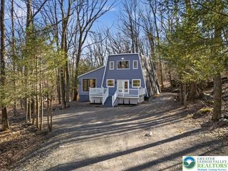 3257 Trafalgar Avenue, Middle Smithfield Twp, PA 18302
