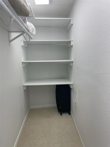 433 S PAULA DRIVE 32, Dunedin, FL 34698