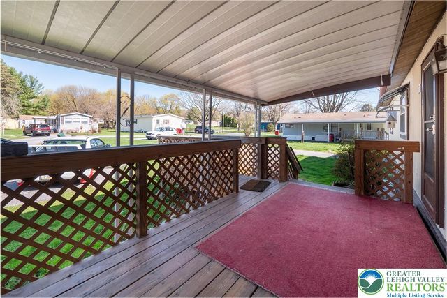 8774 Breinig Run Circle, Upper Macungie Twp, PA 18031