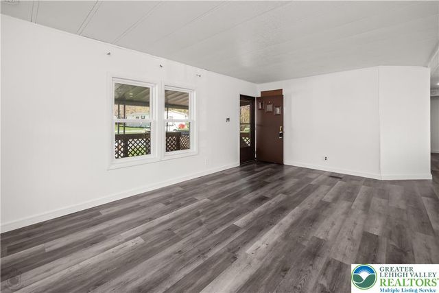 8774 Breinig Run Circle, Upper Macungie Twp, PA 18031