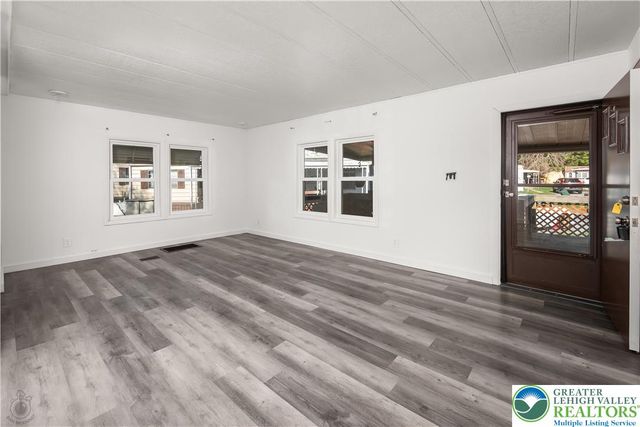 8774 Breinig Run Circle, Upper Macungie Twp, PA 18031