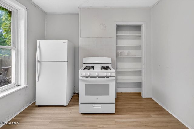 6 Second Avenue, Albany, NY 12202