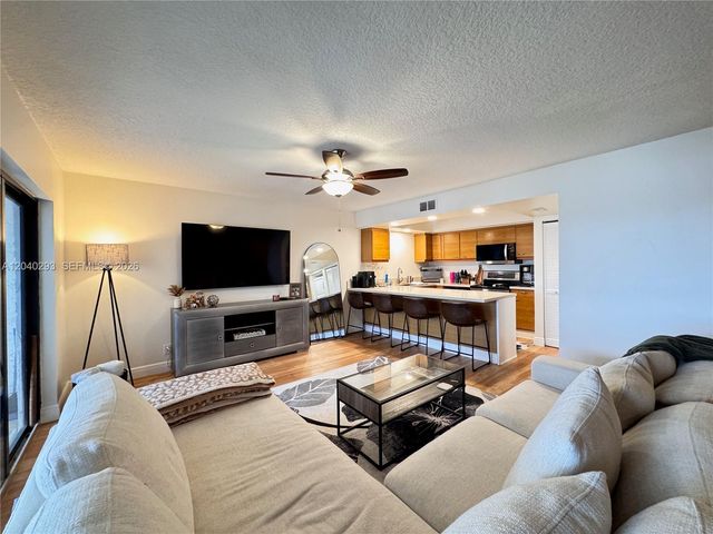 520 Orton Avenue 503, Fort Lauderdale, FL 33304