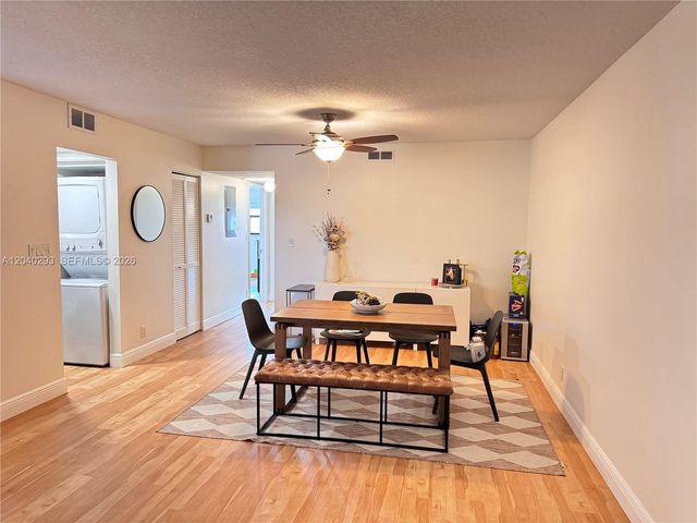 520 Orton Avenue 503, Fort Lauderdale, FL 33304