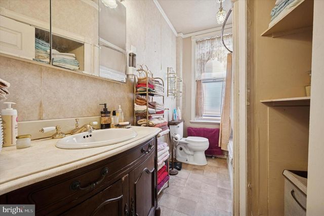 95 W WASHINGTON LN, Philadelphia, PA 19144