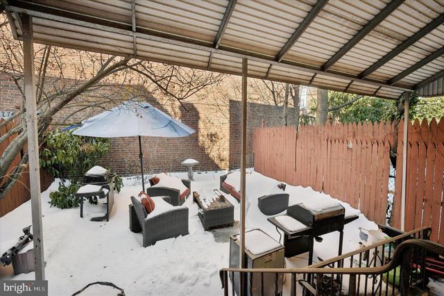 95 W WASHINGTON LN, Philadelphia, PA 19144