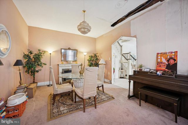 95 W WASHINGTON LN, Philadelphia, PA 19144