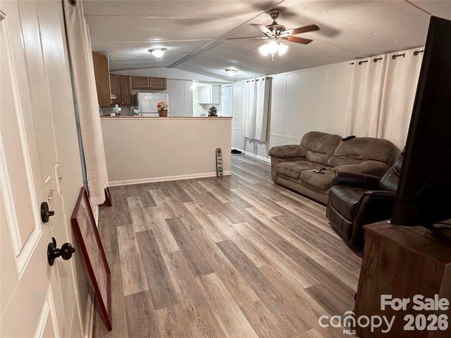 225 Starlight Drive, Lincolnton, NC 28092